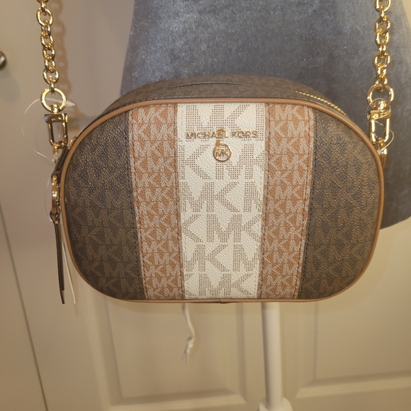 NWT Michael Kors Monogram Carmera Crossbody Bag - Picture 1 of 12